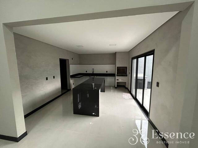 #20 - Casa para Venda em Taubaté - SP - 3