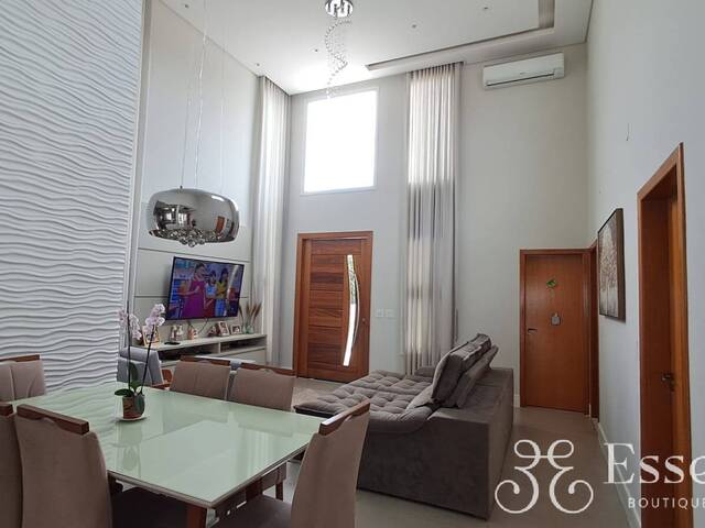 #48 - Casa para Venda em Taubaté - SP - 3