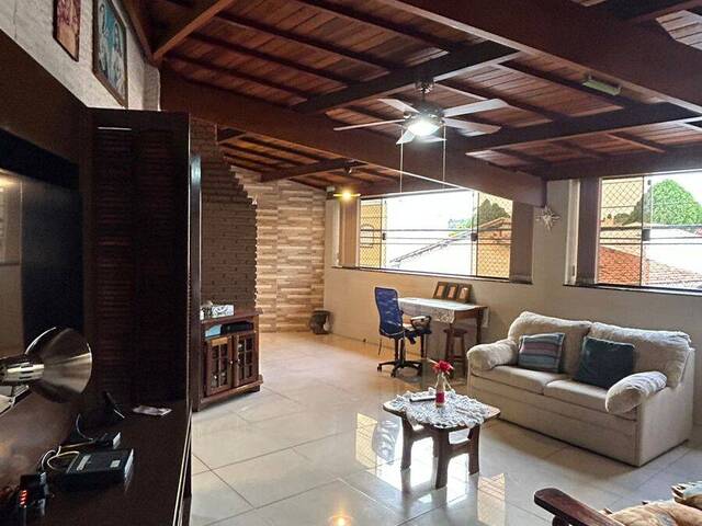 Sobrado para Venda em Taubaté - 5