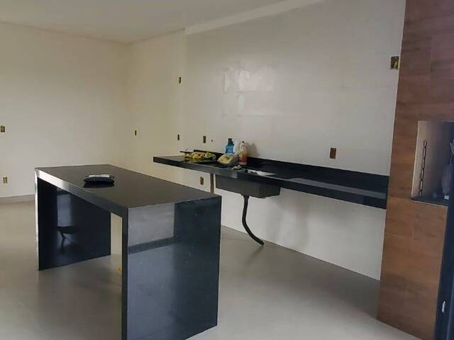 Casa para Venda em Tremembé - 4