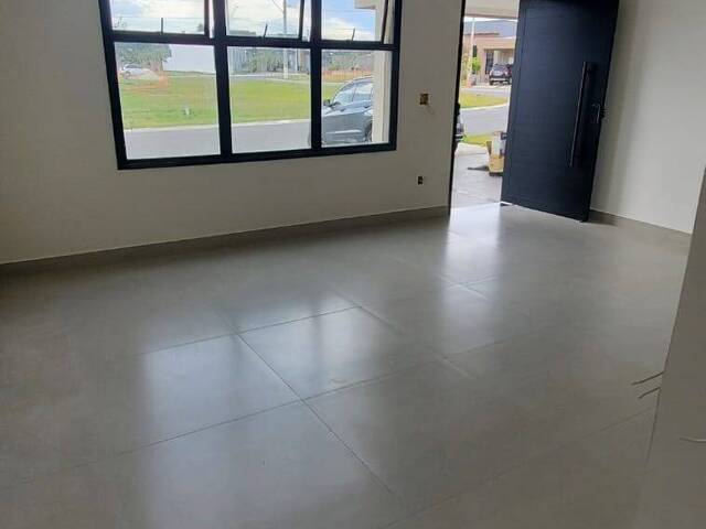 Venda em Vila Nossa Sra. Auxiliadora - Tremembé