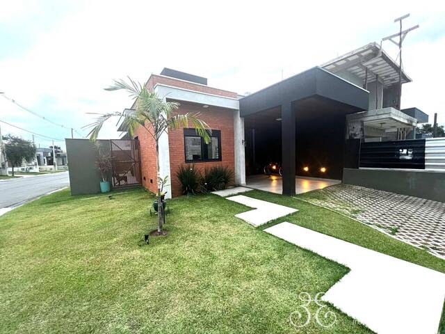 #110 - Casa para Venda em Pindamonhangaba - SP - 1