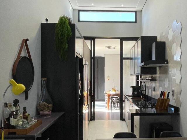 #110 - Casa para Venda em Pindamonhangaba - SP - 3