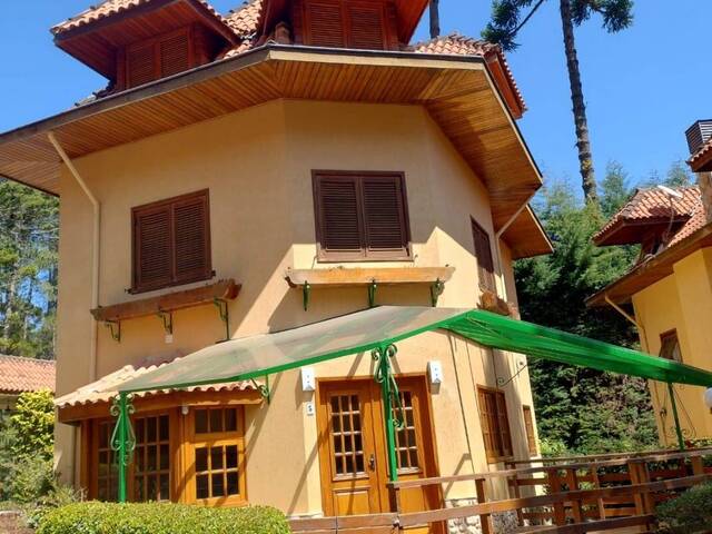 #121 - Casa para Venda em Campos do Jordão - SP