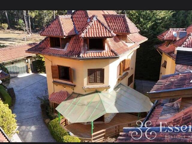 #121 - Casa para Venda em Campos do Jordão - SP