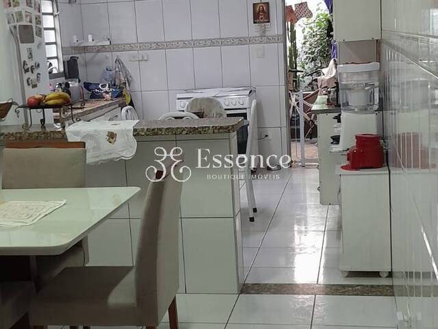 Sobrado para Venda em Taubaté - 4