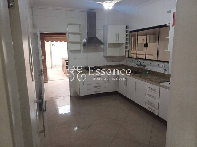 Sobrado para Venda em Pindamonhangaba - 5