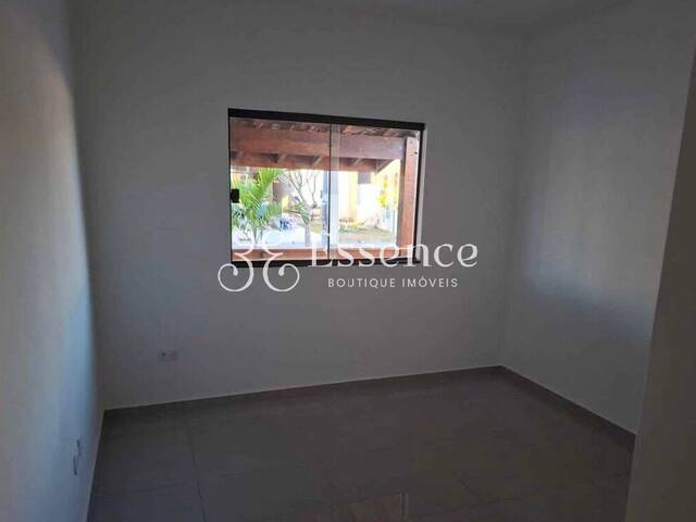 Sobrado para Venda em Pindamonhangaba - 4