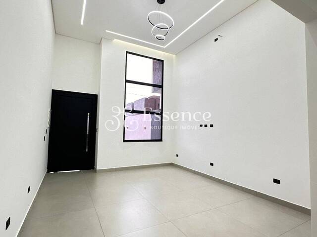 Casa para Venda em Pindamonhangaba - 2