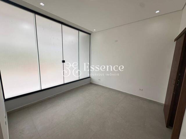 Casa para Venda em Caraguatatuba - 4