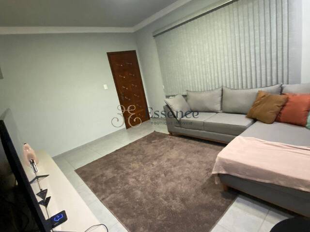 #170 - Casa para Venda em Taubaté - SP - 2