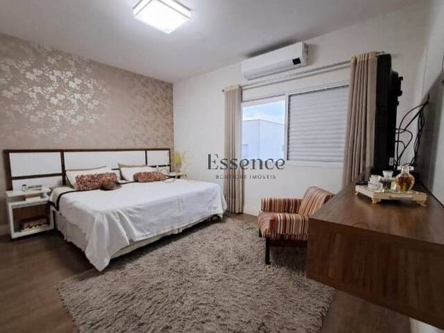 #180 - Casa para Venda em Taubaté - SP - 3