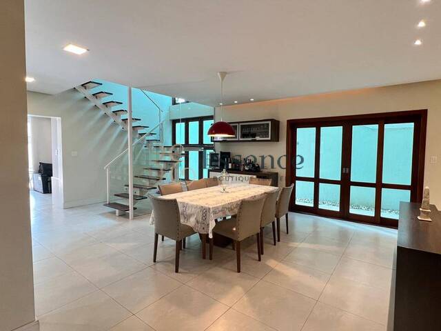 Casa para Venda em Taubaté - 2