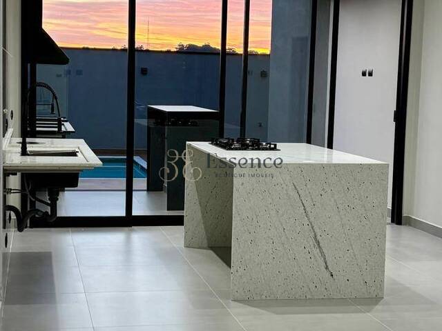 Casa para Venda em Taubaté - 2