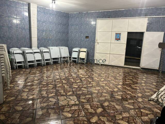 Salão Comercial para Venda em Taubaté - 3