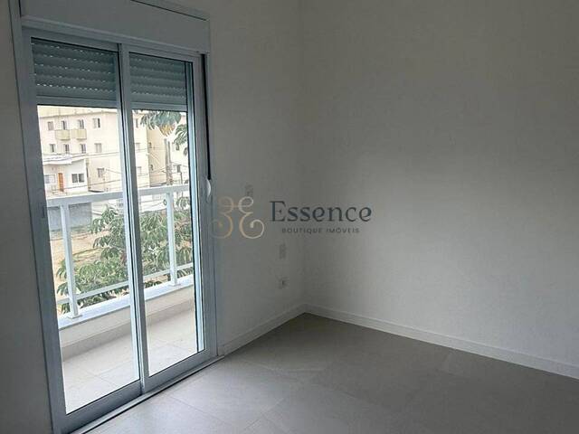 Apartamento para Venda em Ubatuba - 4