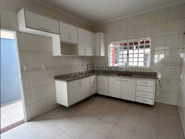Casa para Venda em Taubaté - 2