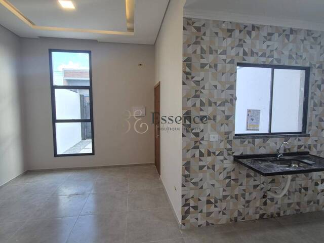 Casa para Venda em Taubaté - 2