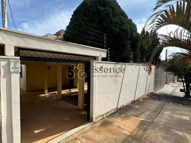 #322 - Casa para Locação em Taubaté - SP - 1