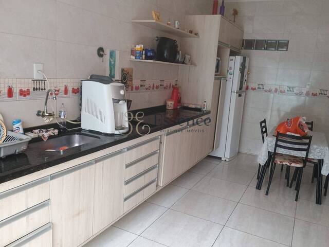 #327 - Casa para Venda em Caçapava - SP - 1