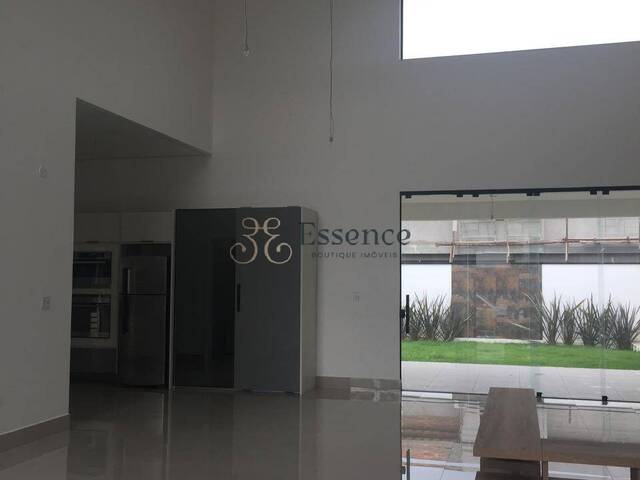 #340 - Casa para Venda em Taubaté - SP - 2
