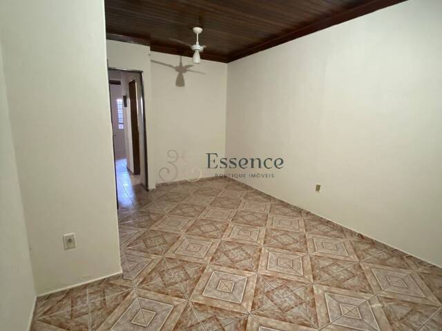 #388 - Casa para Venda em Pindamonhangaba - SP - 2
