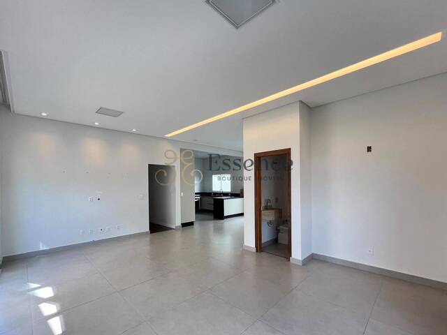 Casa para Locação em São José dos Campos - 3