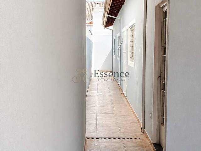#440 - Casa para Venda em Taubaté - SP - 3