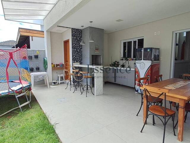 #441 - Casa para Venda em Taubaté - SP - 3